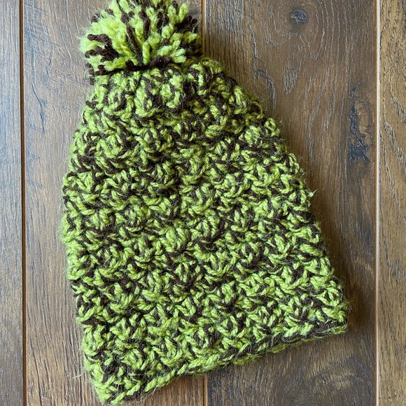 Cable knit cap - Picture 2 of 5